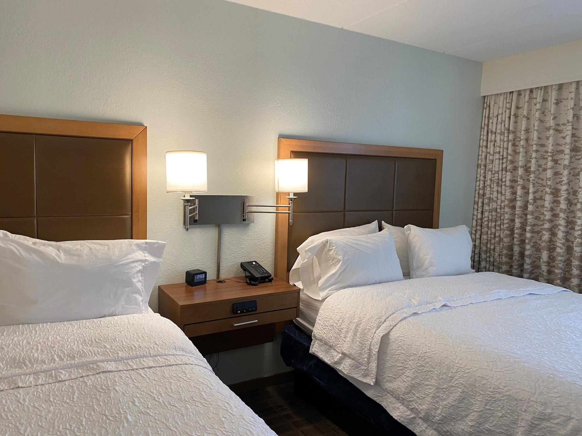 Hampton Inn By Hilton Milford Exterior photo