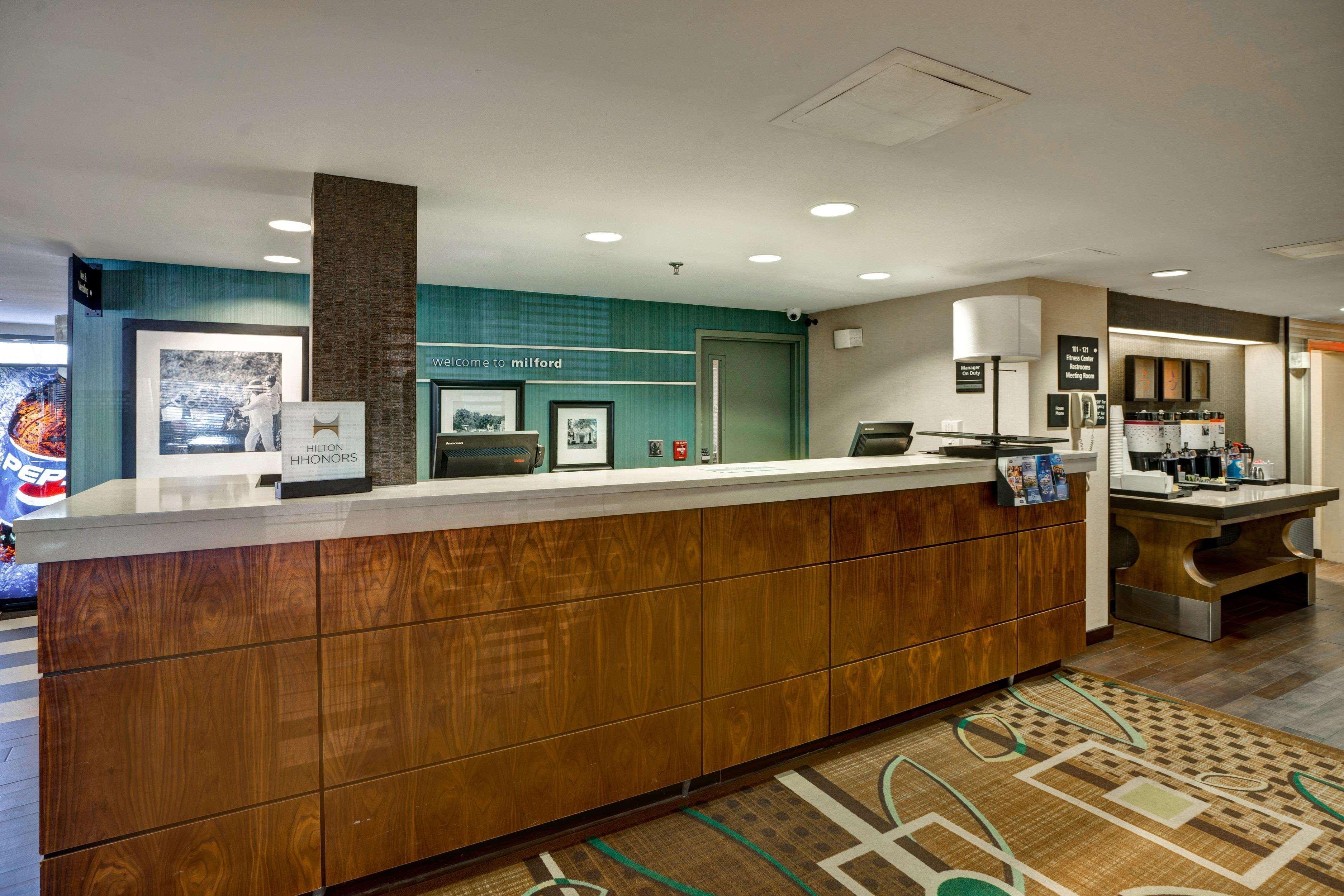 Hampton Inn By Hilton Milford Exterior photo