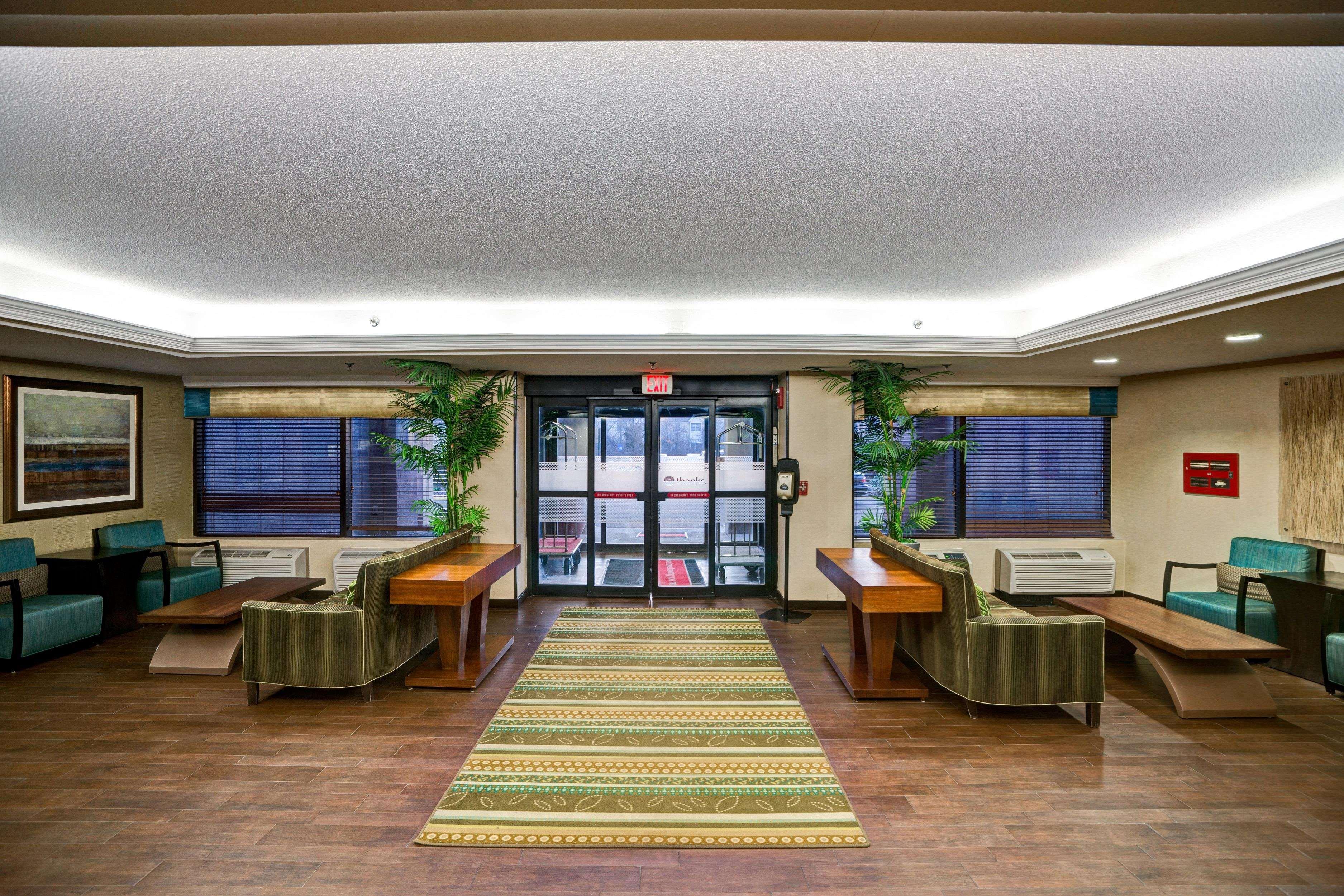 Hampton Inn By Hilton Milford Exterior photo