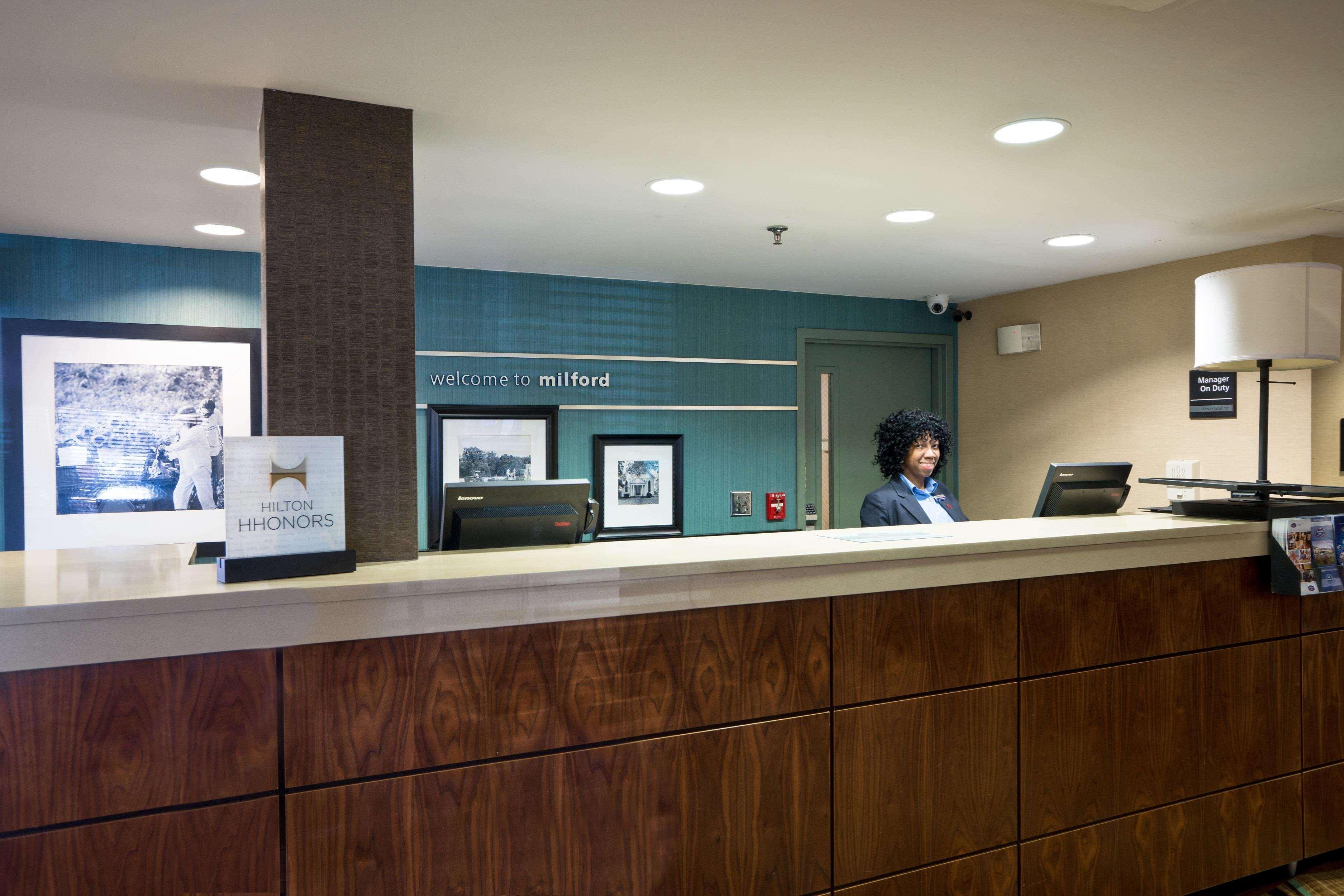 Hampton Inn By Hilton Milford Exterior photo